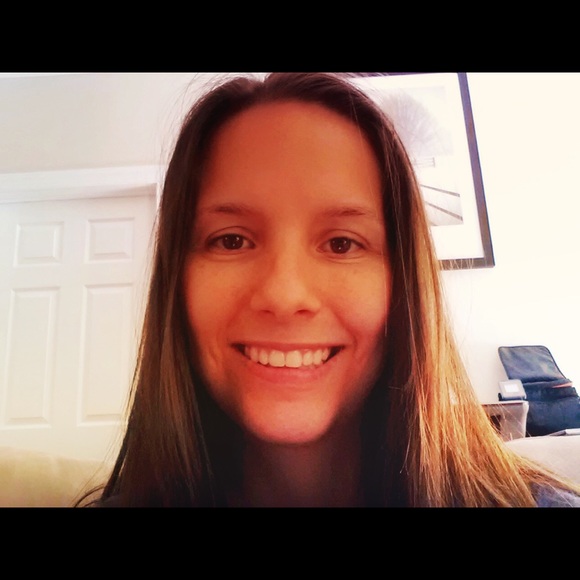 Meet your Posher, Michelle - Picture 1 of 1